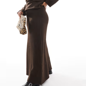 4th & Reckless Plus wool mix fluffy knit maxi skirt in chocolate – part of a set