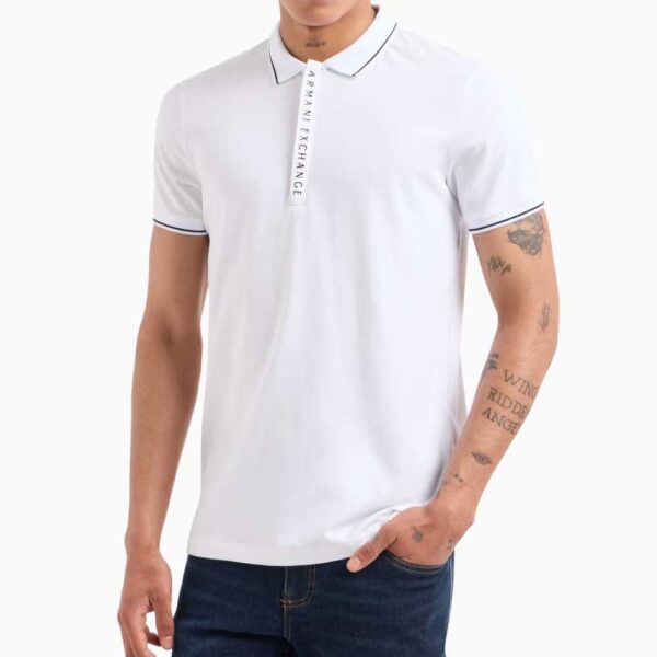 Polo with contrasting logo in cotton spandex
