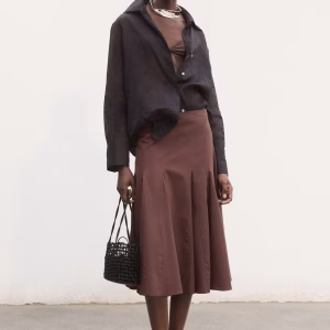 Pleated midi-skirt