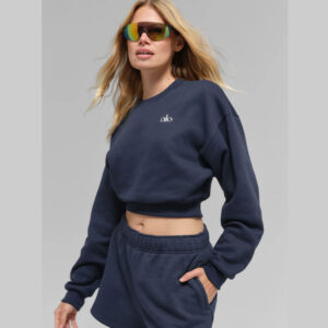 Cropped Accolade Crewneck Navy