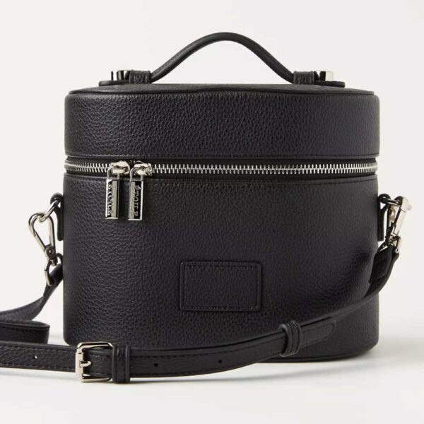 ETOILE Oval Toiletry Case Black