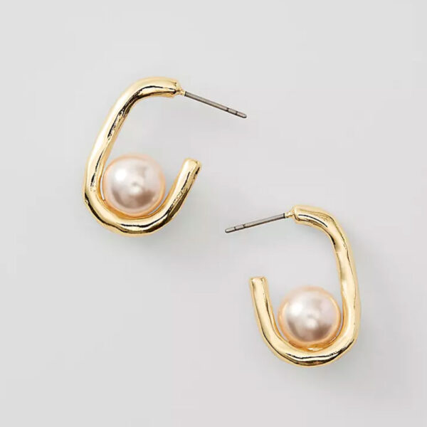 Pearlized Drop Earrings Goldtone