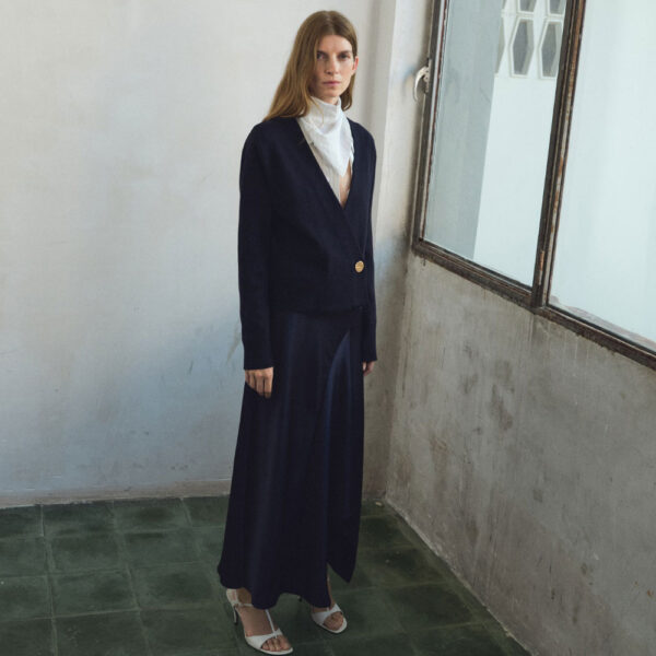 Cross-over cardigan with jewel button