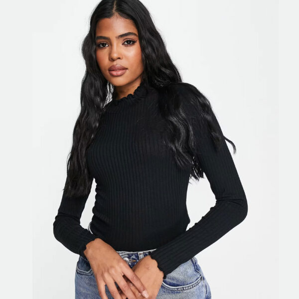 JDY high neck lettuce edge top in black
