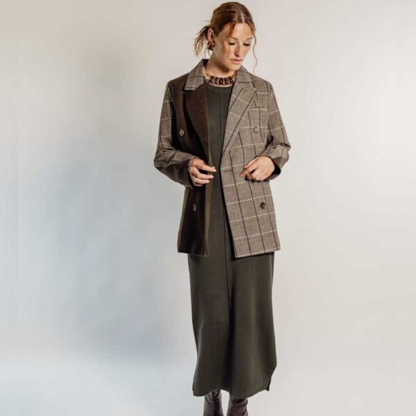 RAVE ON TREND Plaid Blazer