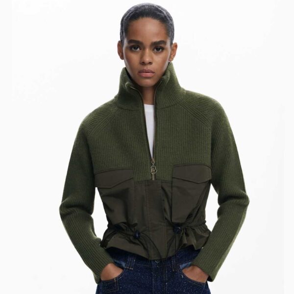 Zipper sweater with pockets