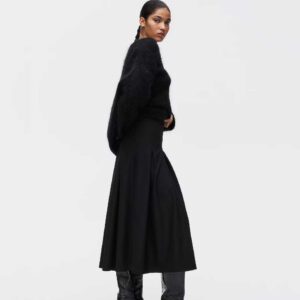 Black Pleated midi skirt