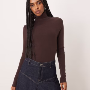 VILA turtleneck knit sweater in chocolate brown