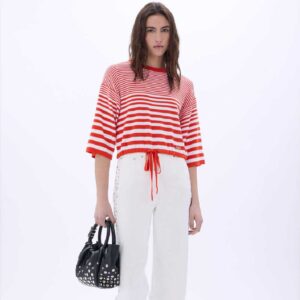 Short striped sweater with round neck and short sleeves