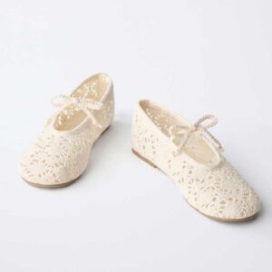 CROCHET BALLET FLATS White