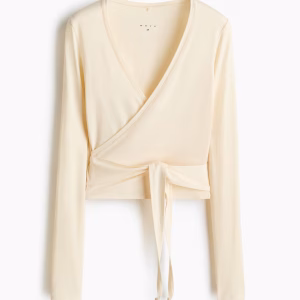 Sports Wrap Top in Modal