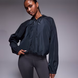 4505 water repellent blouson running jacket with hood and zip pockets in black