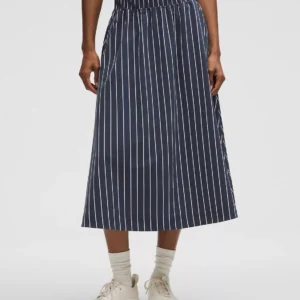 Stretch Woven Ruffle-Waist Midi Skirt