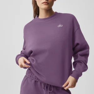 Accolade Crew Neck Pullover