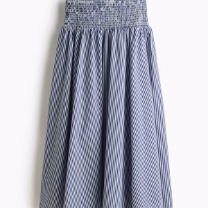 Smocked-waist skirt