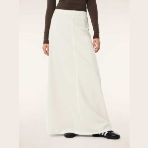 Residency skirt in whisper white