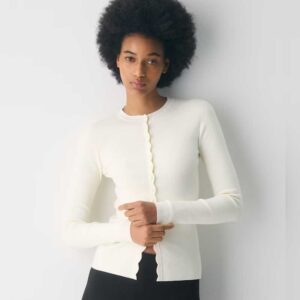 Wilfred Shelly Cardigan - Wonder Yarn matte pearl