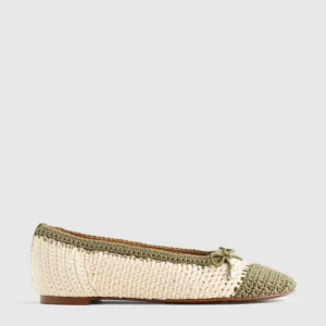 The Hester Flat in Crochet