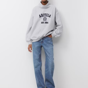 Cozy Sweatfleece Mega Funnel Neck