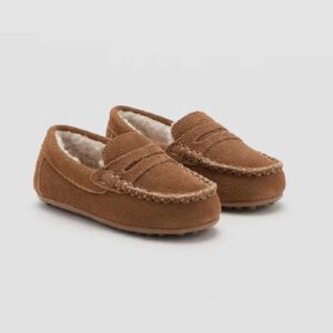 Leather moccasins with fur lining