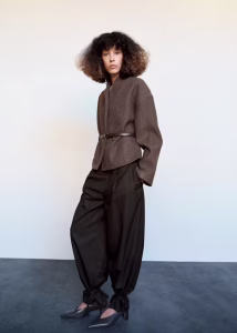 Jacket with stand-up collar and belt