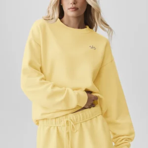 Accolade Crew Neck Pullover